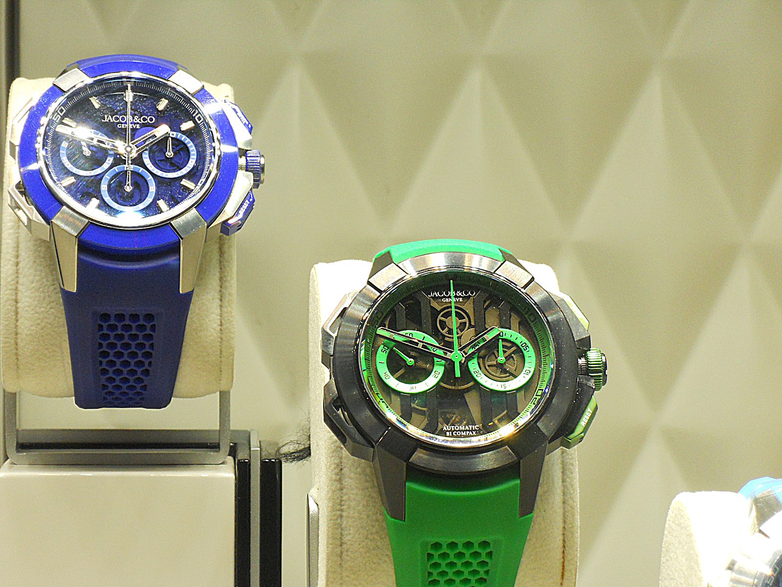 Jacob & Co. Epic X Chrono in blue and green rubber
